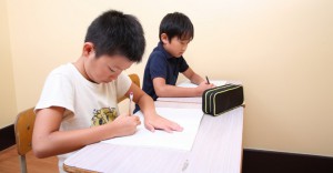 富山で小学生・中学生向けの学習塾を探す